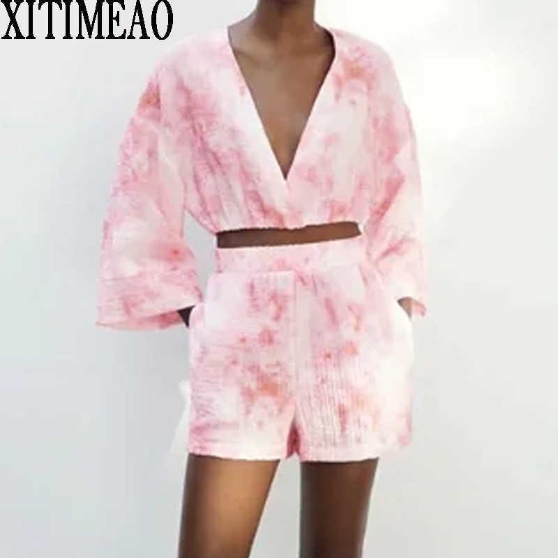 Za Summer Sexy V-neck Cross Kink Shirt Long Sleeve Women Short And Female High Waist Casual Shorts XITIMEAO 210604
Za Summer Sexy V-neck Cross Kink Shirt Long Sleeve Women Short And Female High Waist Casual Shorts XITIMEAO 210604