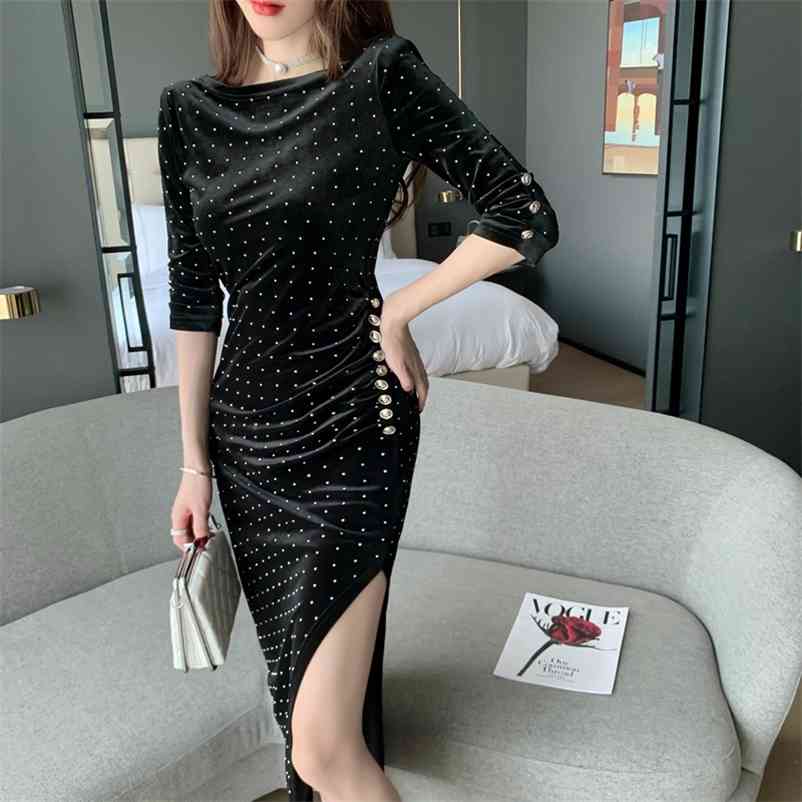 Temperament black autumn women's retro slim slit velvet dress Office Lady Polyester Sheath Knee-Length 210603
Temperament black autumn women's retro slim slit velvet dress Office Lady Polyester Sheath Knee-Length 210603