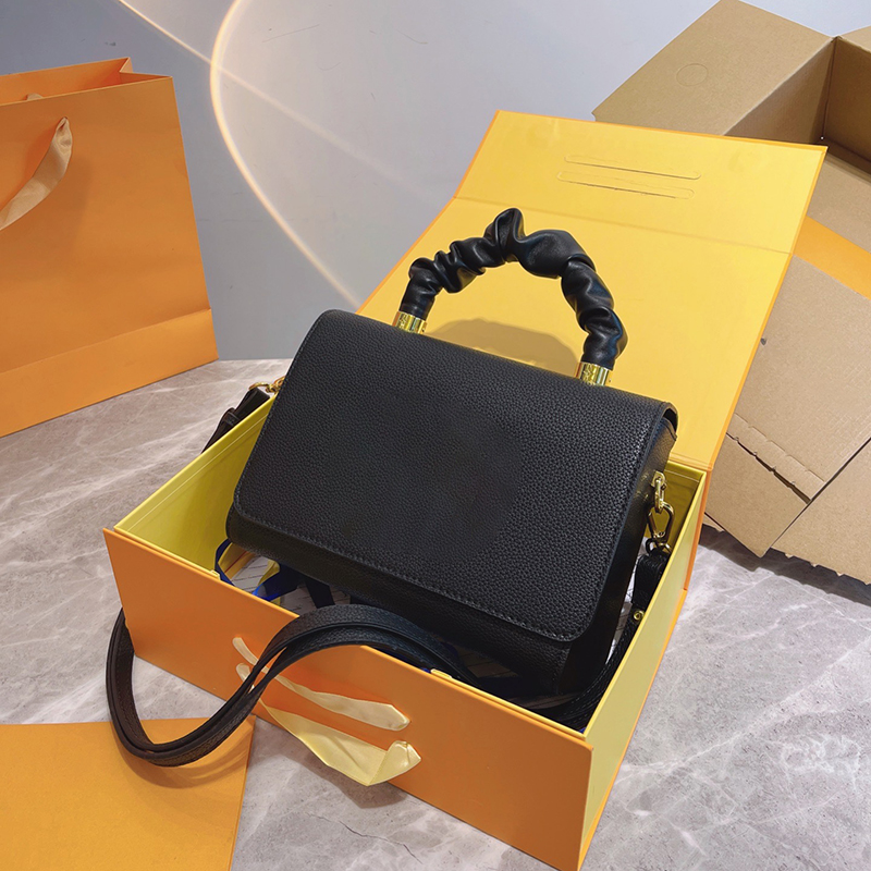 Genuine leather Shoulder Bags Designer Bag Crossbody Handbag luxury handbags high-quality Fashion brand Various styles wholesale size:23*10*17cm, White size20*10*17cm
Genuine leather Shoulder Bags Designer Bag Crossbody Handbag luxury handbags high-quality Fashion brand Various styles wholesale size:23*10*17cm, White size20*10*17cm