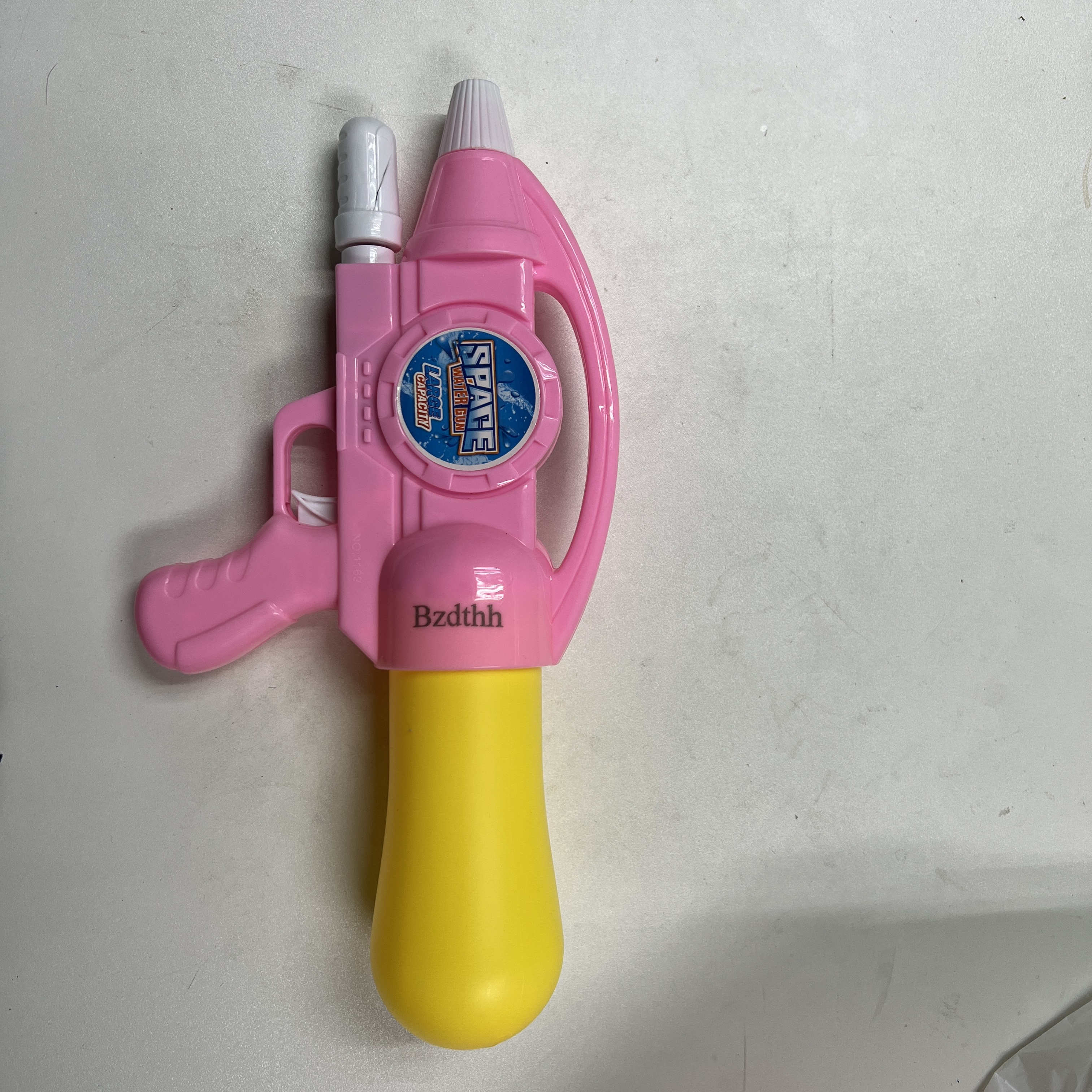 Bzdthh Children's pull-out water gun toy water splashing festival rafting large capacity high-pressure spray battle artifact
Bzdthh Children's pull-out water gun toy water splashing festival rafting large capacity high-pressure spray battle artifact