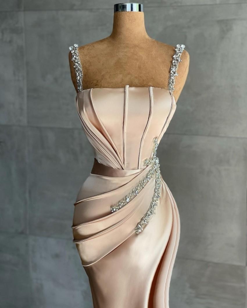 Chic Sheath Mermaid Evening Dresses 2022 Latest Sexy Spaghetti Strap Sequins Pleats Long Formal Party Celebrity Gowns Vestidos