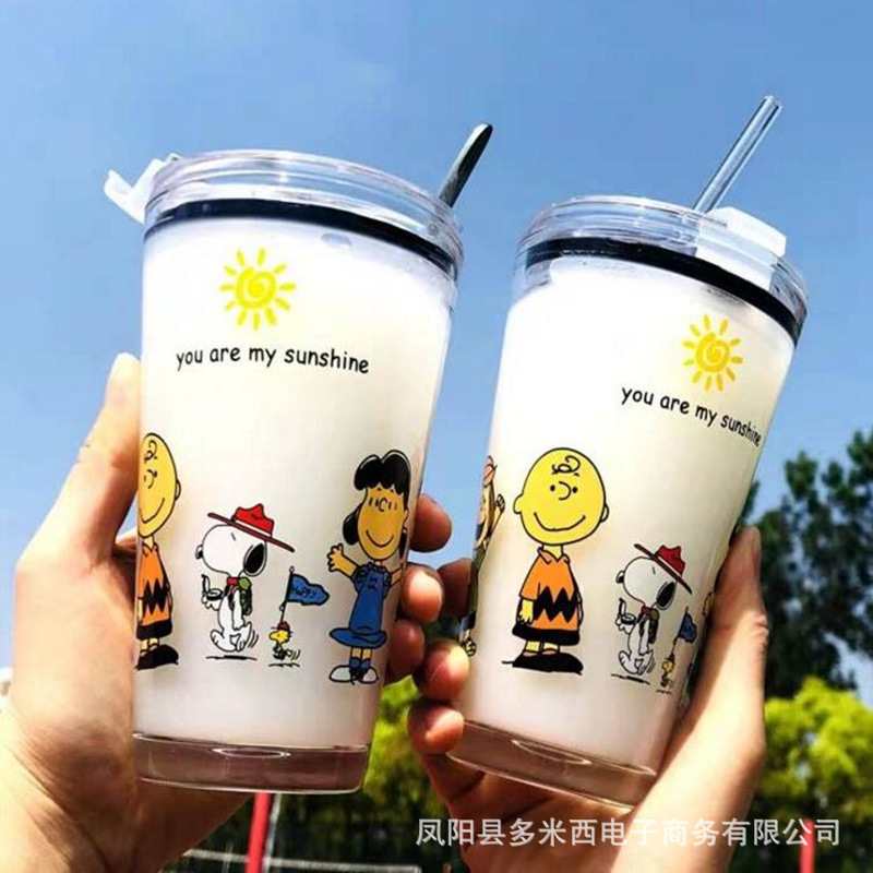 Tiktok, Creative red ins glass, milk juice Cup, Snoopy Charlie, heat resistant high temperature.N4J5
Tiktok, Creative red ins glass, milk juice Cup, Snoopy Charlie, heat resistant high temperature.N4J5