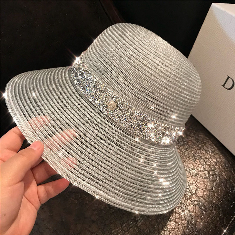 Summer women's diamond inlaid straw basin silver sunscreen Hepburn wind net hat, French lace sun hat
Summer women's diamond inlaid straw basin silver sunscreen Hepburn wind net hat, French lace sun hat