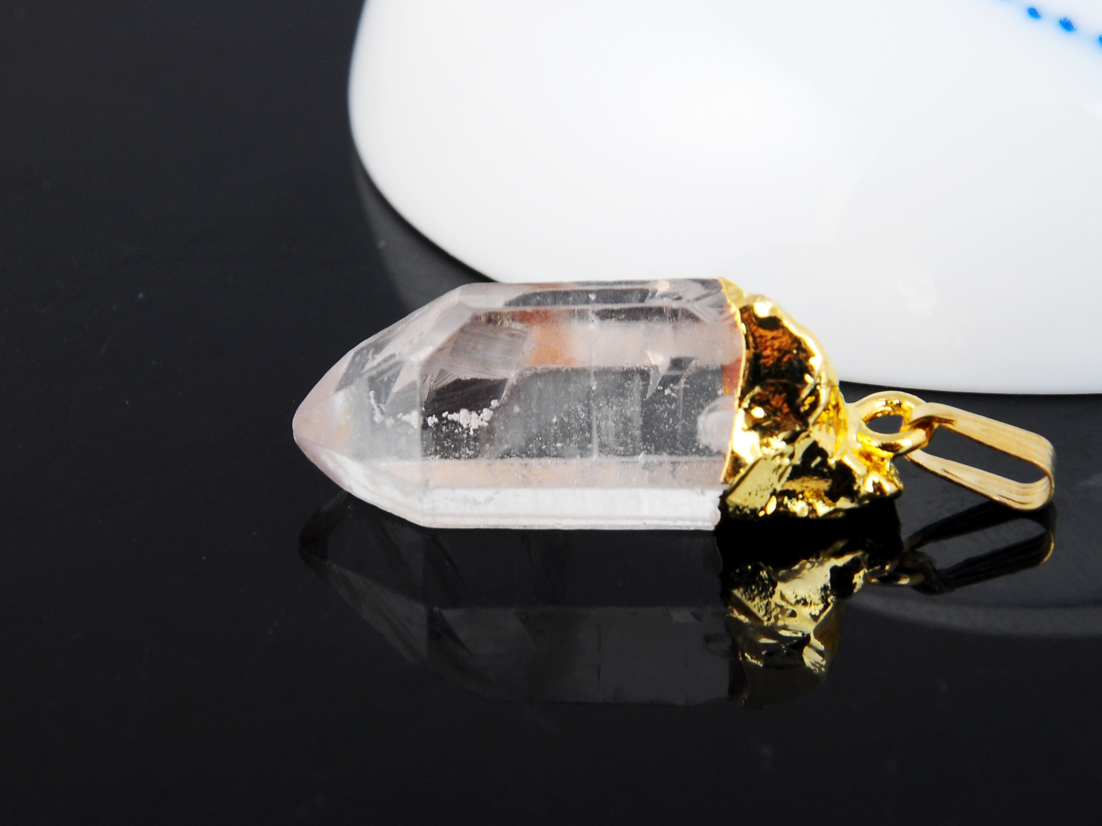 Clear Quartz Necklace Reiki Healing Crystal Pendant Spiritual Natural Irregular Raw Stone Necklaces Gemstone Jewelry for Women Men