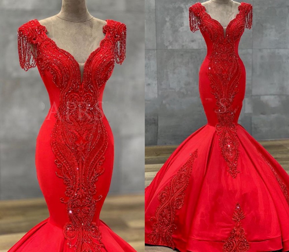 Long Red Prom Dresses 2022 Stunning Mermaid V-neck Crystak Applique Arabic Dubai Women Satin Formal Evening Gowns robe de soiree