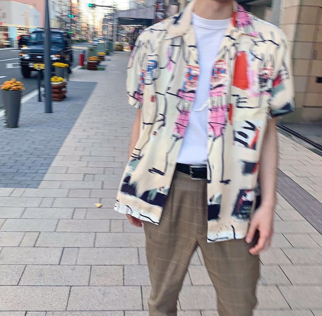 Wacko Maria x Jean-Michel Basquiat graffiti Hawaiian short sleeve shirt fashion yang men, Picture color
Wacko Maria x Jean-Michel Basquiat graffiti Hawaiian short sleeve shirt fashion yang men, Picture color