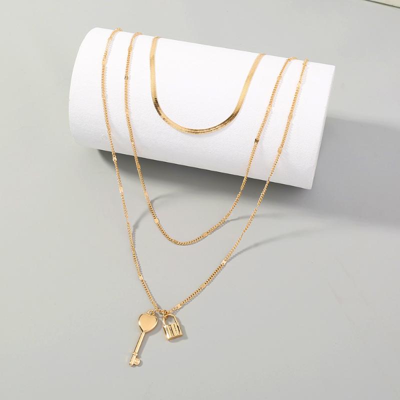 Chokers Wholesale Fashion Creative Geometry Pattern Elements Gold Necklace Retro Key Lock Pendant
Chokers Wholesale Fashion Creative Geometry Pattern Elements Gold Necklace Retro Key Lock Pendant