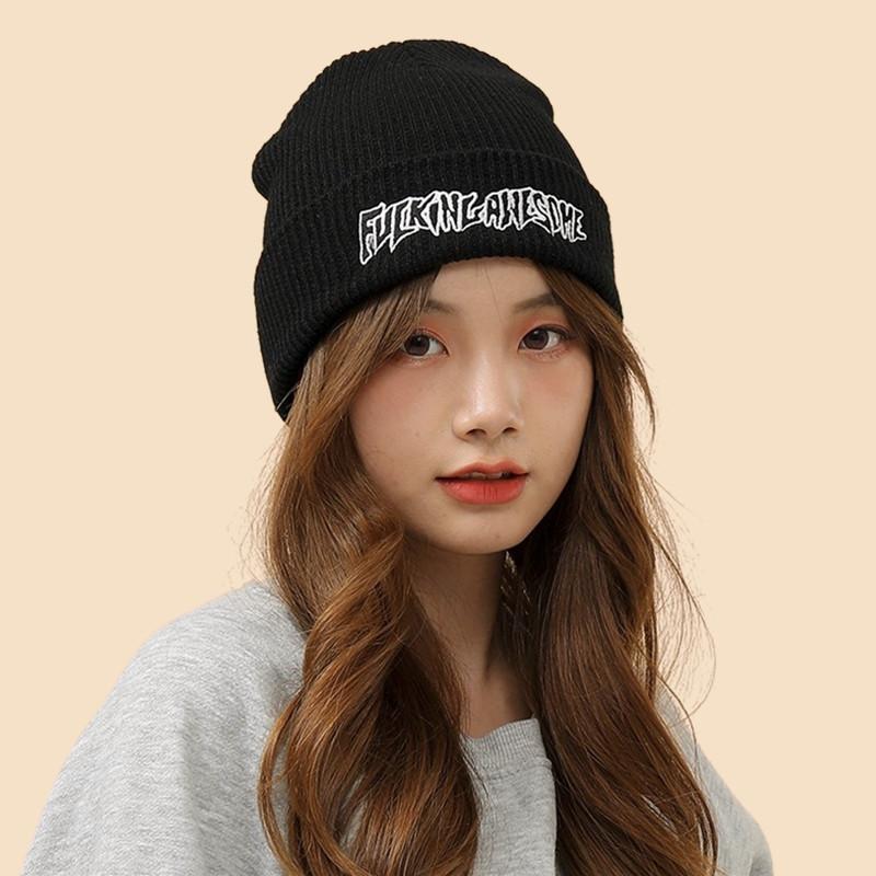 Berets Cute Smile Crochet Knit Cap Beanie 2021 Autumn Solid FUCKING Warm Skullies Beanies Caps Knitted Hat Ladies Girls Winter Hats, H13
Berets Cute Smile Crochet Knit Cap Beanie 2021 Autumn Solid FUCKING Warm Skullies Beanies Caps Knitted Hat Ladies Girls Winter Hats, H13