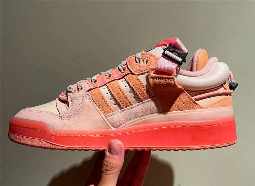 Shoes pre-sale style Bad Bunny x women's running forum low cut brown pink couple men's sports sports, Bubble wrap packaging
Shoes pre-sale style Bad Bunny x women's running forum low cut brown pink couple men's sports sports, Bubble wrap packaging