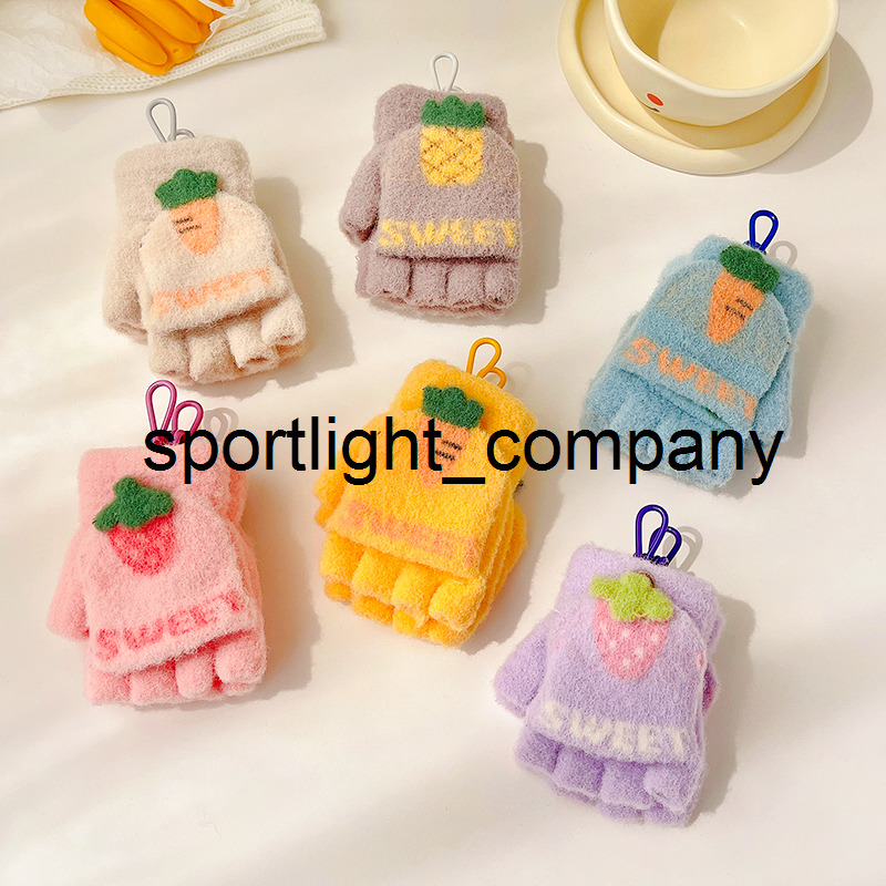 Winter Baby Girls Cute Soft Fruit Carrot Warm Gloves Boy Children Sweet Outdoor Clamshell Dual Purpose Warm Gloves Kids Gloves, Purple
Winter Baby Girls Cute Soft Fruit Carrot Warm Gloves Boy Children Sweet Outdoor Clamshell Dual Purpose Warm Gloves Kids Gloves, Purple
