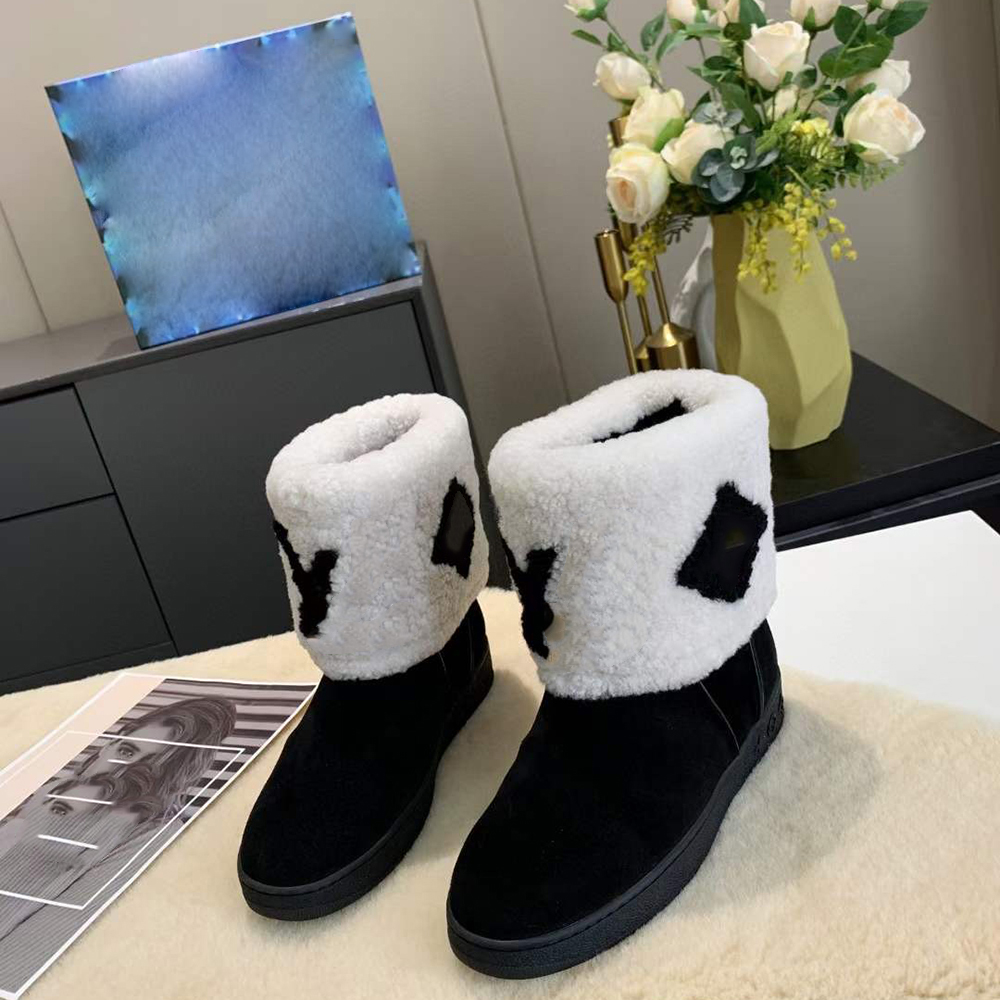 Designer Women Boots Snow Leather Flat Casual Shoes Soft Winter Warm Girls Sheepskin Brown Black Shoes Outdoor Plush Fur Half Ankle Boot 35-41 With Box, #0
Designer Women Boots Snow Leather Flat Casual Shoes Soft Winter Warm Girls Sheepskin Brown Black Shoes Outdoor Plush Fur Half Ankle Boot 35-41 With Box, #0