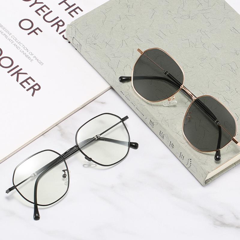 Fashion Sunglasses Frames Glasses 2021 1PC Ultralight Metal Round Frame Flat Mirror Eyewear Unisex High-definition Optical Spectacle
Fashion Sunglasses Frames Glasses 2021 1PC Ultralight Metal Round Frame Flat Mirror Eyewear Unisex High-definition Optical Spectacle