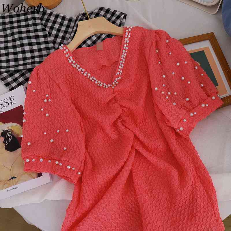 V Neck Pearl Beading Blusas Fashion Women Blouses Solid Pleated Short Sleeve Shirt Korean Ins Lady Office Shirts 210519
