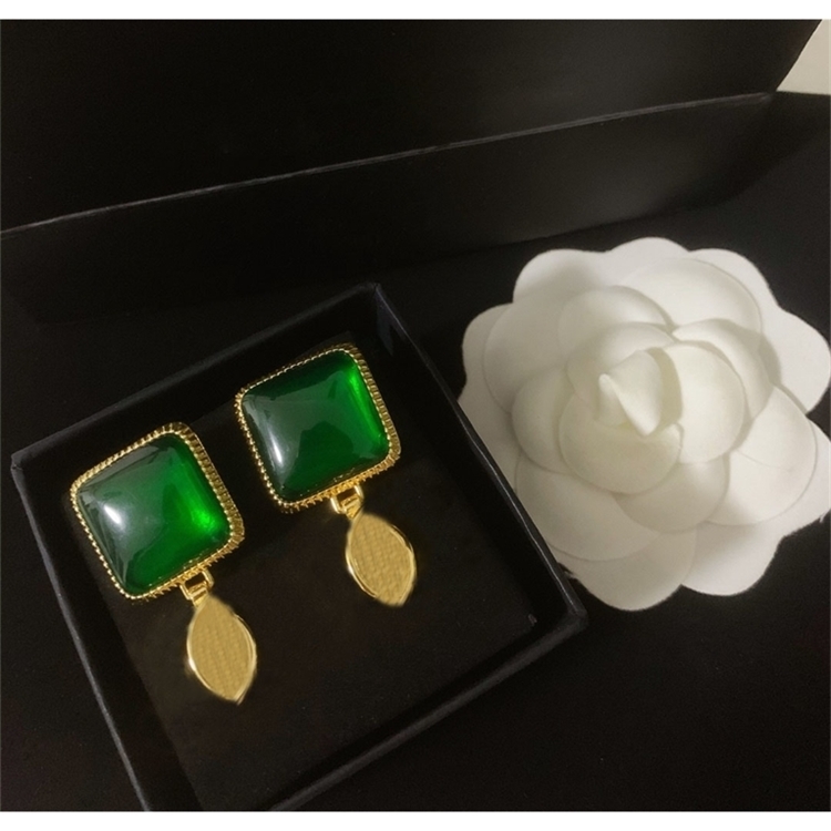 New Brand Jewelry Gift Sumptuous European Women Pendant Earrings Bridal Wedding Earrings For Girls 8405tt, Silver
New Brand Jewelry Gift Sumptuous European Women Pendant Earrings Bridal Wedding Earrings For Girls 8405tt, Silver