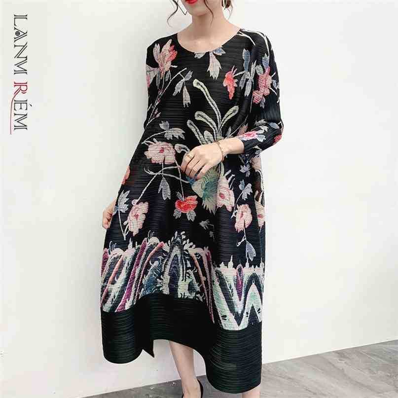 Spring O-neck Print Mid-length Dress Women Vintage Loose Big Size Office Lady Pullover Pleated PD646 210526, Black
Spring O-neck Print Mid-length Dress Women Vintage Loose Big Size Office Lady Pullover Pleated PD646 210526, Black