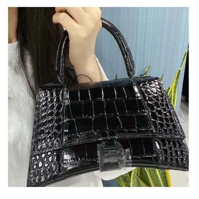 Designer Handbags Women's Balencaiga 2021 Spring and Summer Hourglass Leather Crescent Portable One Shoulder Cross Carrying Alligator Bag bb