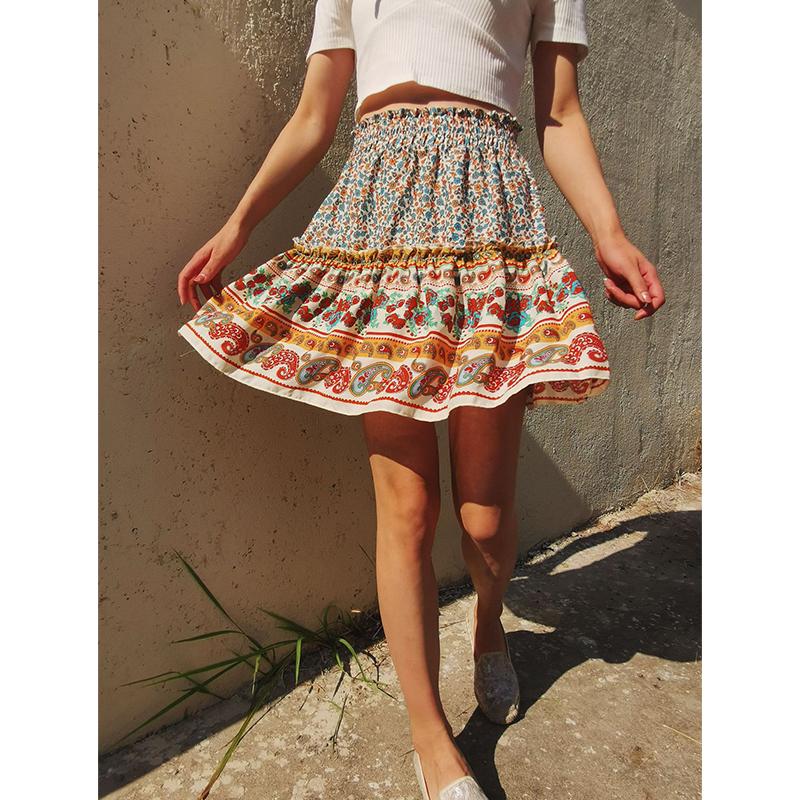 Summer Women' Fashion Stitching Ruffle Skirt Sexy Floral Mini Leisure Holiday Beach Pleated Oversize Skirts, Beige
Summer Women' Fashion Stitching Ruffle Skirt Sexy Floral Mini Leisure Holiday Beach Pleated Oversize Skirts, Beige