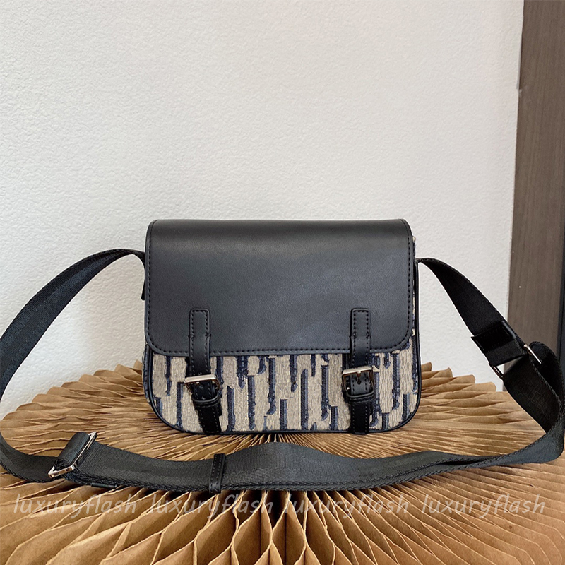 Designer Design Classic Mens Messenger Bags Crossbody Purses Handbag Student Tote Luxurys Shoulder All-match Europe and America Business, Box(not sale separately)
Designer Design Classic Mens Messenger Bags Crossbody Purses Handbag Student Tote Luxurys Shoulder All-match Europe and America Business, Box(not sale separately)
