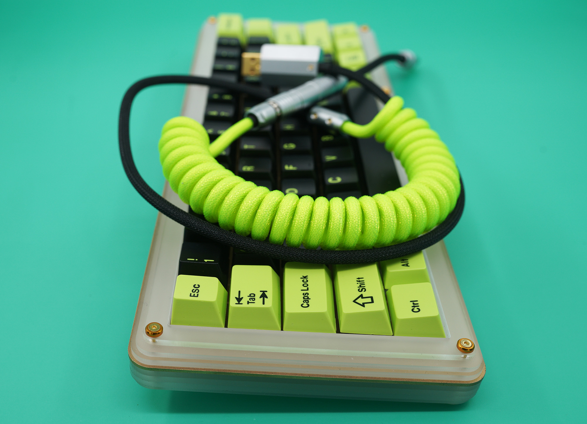 GeekCable Handmade Customized Mechanical Keyboard Data Cable For GMK Theme SP Keycap Line Toxic Colorway