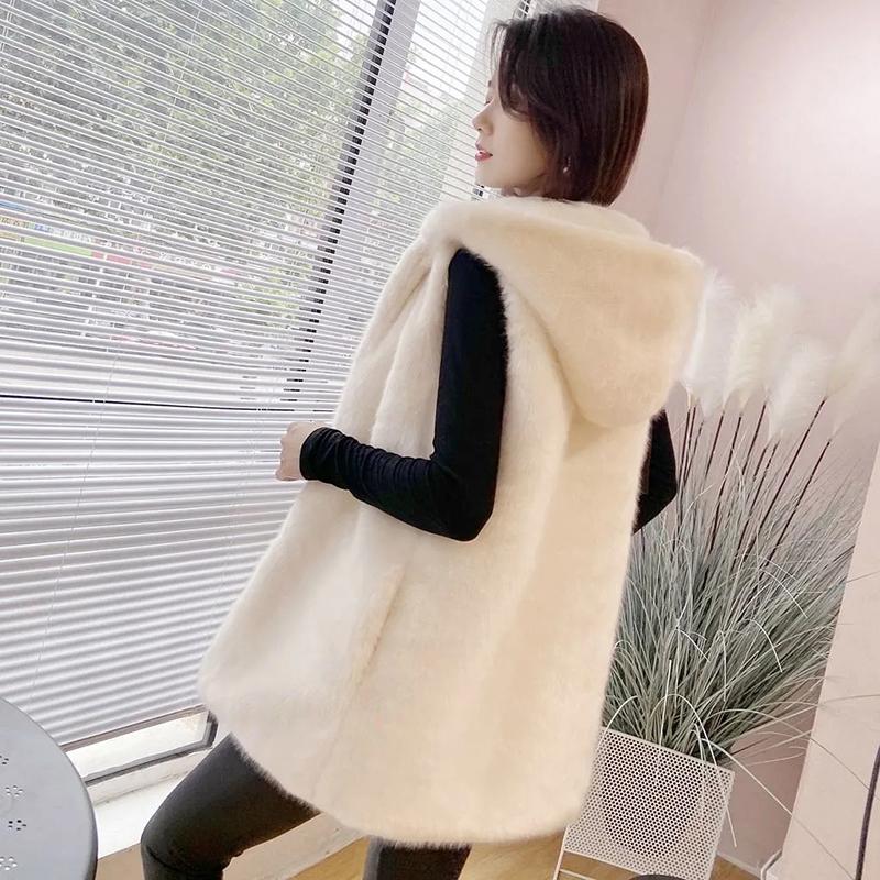 Women's Fur & Faux Women Clothing Hooded Waistcoat Jacket Autumn Winter Warm Imitation Mink Fleece Plush Vest Fashion Sleeveless Coat, Black
Women's Fur & Faux Women Clothing Hooded Waistcoat Jacket Autumn Winter Warm Imitation Mink Fleece Plush Vest Fashion Sleeveless Coat, Black