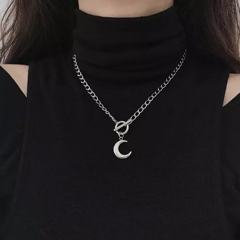 2021 Kpop Harajuku Goth Punk Titanium Steel Moon Pendant Chain OT Buckle Necklace For Women Men Egirl Party Accessory Jewelry, Silver
2021 Kpop Harajuku Goth Punk Titanium Steel Moon Pendant Chain OT Buckle Necklace For Women Men Egirl Party Accessory Jewelry, Silver