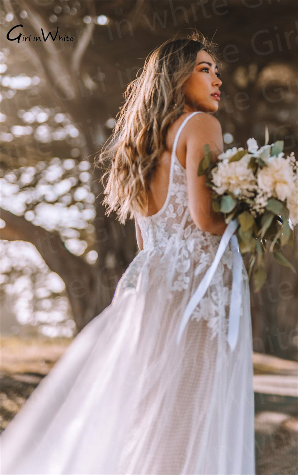 bohemian beach Wedding Dresses 2022 Feminine Spaghetti Straps Lace Appliques Tulle country Modern Bridal Gown Vestidos De Novia