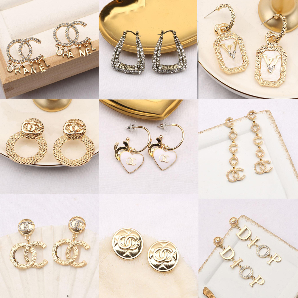 Design41-Design60 18K Gold Plated Vintage Korea Designer Letters Stud Crystal Geometric Luxury Women Rhinestone Pearl Earring Wedding Party, Golden;silver
Design41-Design60 18K Gold Plated Vintage Korea Designer Letters Stud Crystal Geometric Luxury Women Rhinestone Pearl Earring Wedding Party, Golden;silver