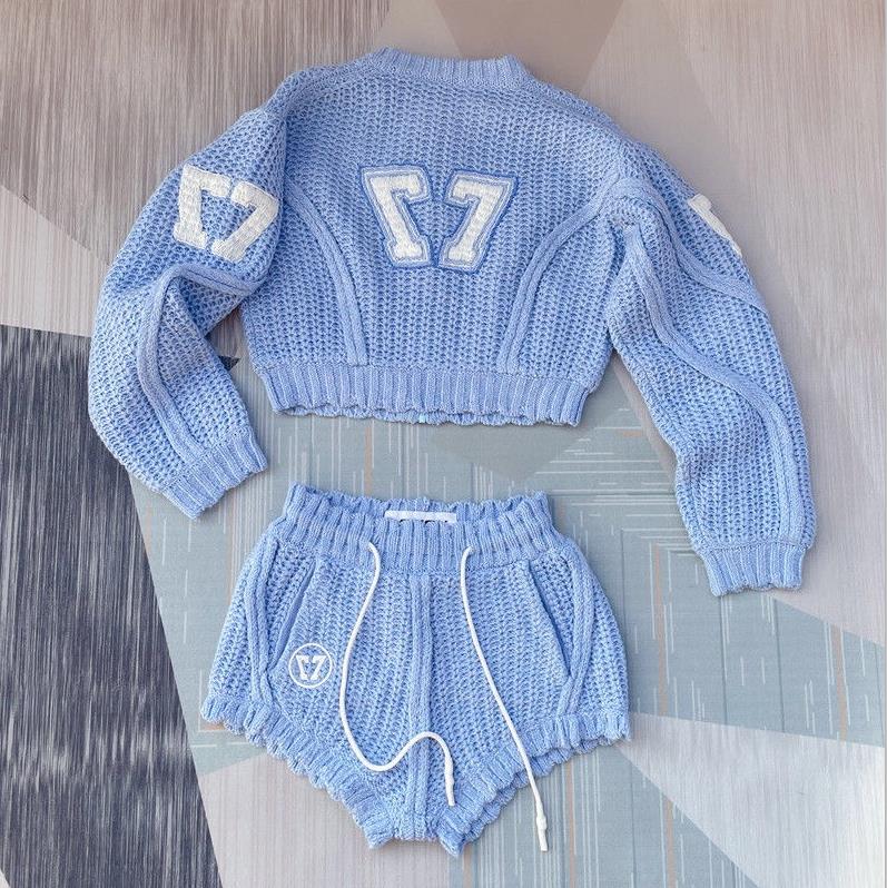 Fashion knitting two piece set new thin long sleeve jacket in spring and summer 2021 + high waist and wide leg shorts casual suit women tide, White
Fashion knitting two piece set new thin long sleeve jacket in spring and summer 2021 + high waist and wide leg shorts casual suit women tide, White