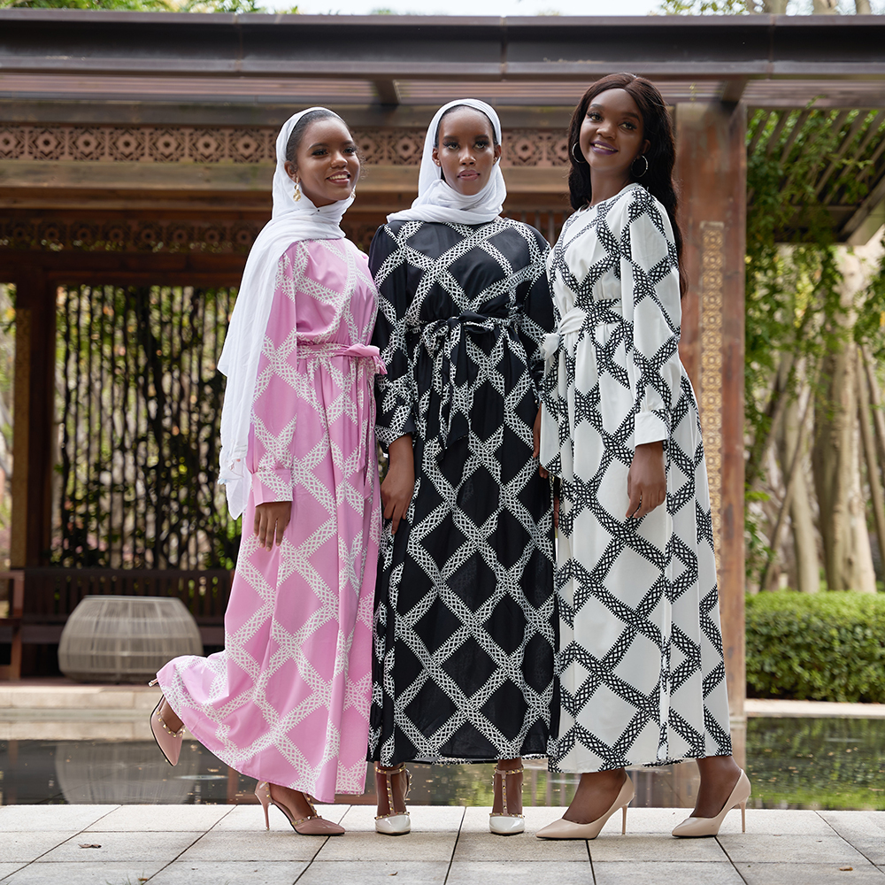 Abaya Turkey Femme Arabic Hijab Muslim Long Dress Islamic Clothing Dresses For Women Robe Musulman Vestidos Largos Kaftan Dubai
Abaya Turkey Femme Arabic Hijab Muslim Long Dress Islamic Clothing Dresses For Women Robe Musulman Vestidos Largos Kaftan Dubai