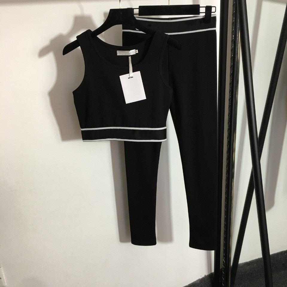 Women' Sportswear Tracksuits Yoga Set Workout Clothes Wear Sports Gym Legging Fitness Bra Crop Top Long Sleeve Yoga Suit, Extra shipping cost
Women' Sportswear Tracksuits Yoga Set Workout Clothes Wear Sports Gym Legging Fitness Bra Crop Top Long Sleeve Yoga Suit, Extra shipping cost