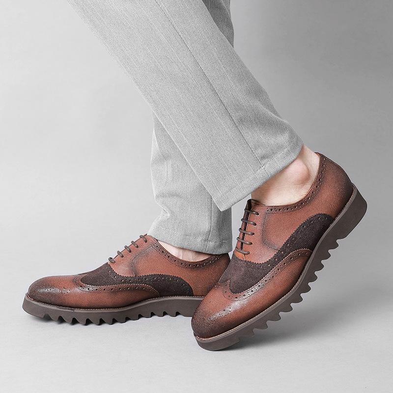 Dress Shoes Luxury Leather Men Casual Office Business Wedding Black Brown Lace Up Brogues Round Toe For Size 44 Autumn 2021
Dress Shoes Luxury Leather Men Casual Office Business Wedding Black Brown Lace Up Brogues Round Toe For Size 44 Autumn 2021
