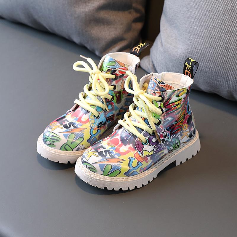 Boots Children' 2021 Autumn And Winter Girls Graffiti Personality Short Boys British Style Cartoon Camouflage, Black;grey
Boots Children' 2021 Autumn And Winter Girls Graffiti Personality Short Boys British Style Cartoon Camouflage, Black;grey