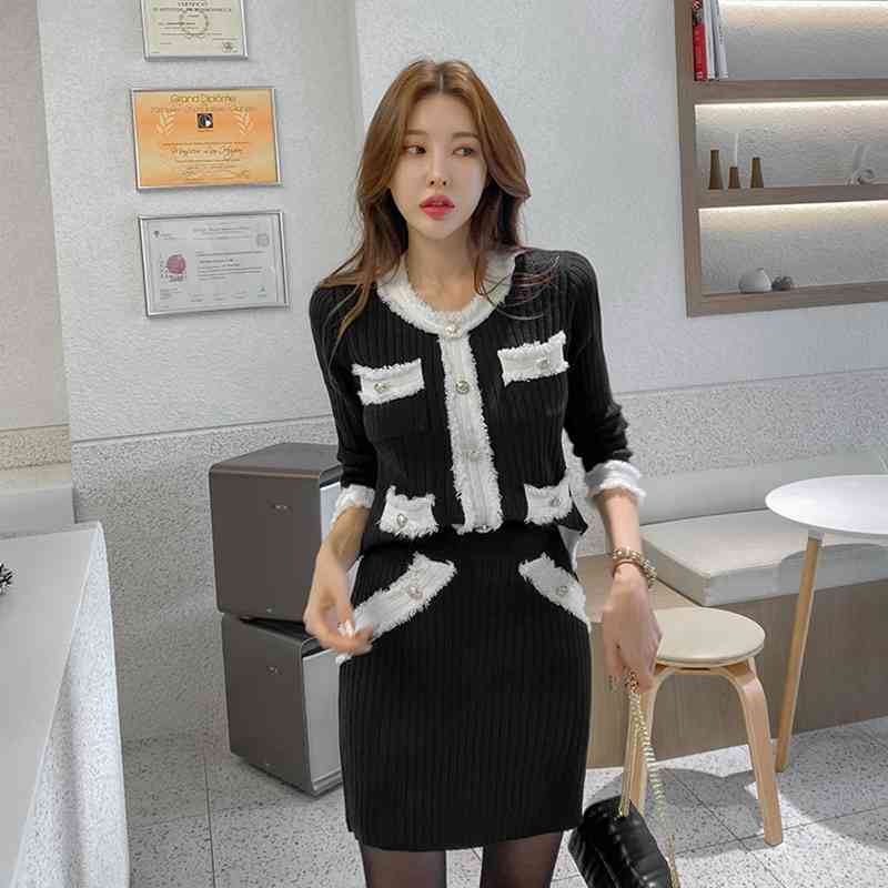 Korean Vintage Knitted Two Piece Skirt Sets Women Single-breasted Tops + High Waist Mini Suits Elegant Fashion Ladies 210514