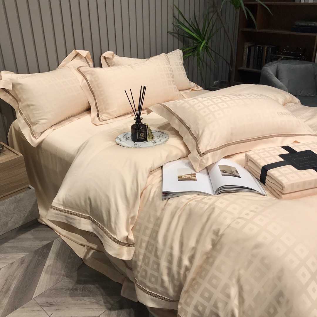 Spring forest. 80 PCs Austrian Lanjing Tencel bed four piece set light luxury simple jacquard solid color high end, White
Spring forest. 80 PCs Austrian Lanjing Tencel bed four piece set light luxury simple jacquard solid color high end, White