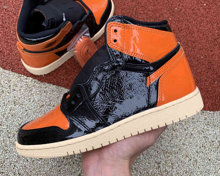 Shoes Mens 1 high OG basketball Jumpman 1s Shattered Backboard 3.0 men women Black Bright Orange Sneakers trainers, #1
Shoes Mens 1 high OG basketball Jumpman 1s Shattered Backboard 3.0 men women Black Bright Orange Sneakers trainers, #1