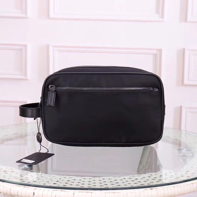 Wholesale new waterproof nylon clutch bag ladies classic large-capacity cosmetic bag female travel parachute fabric storage toilet bag male, Black
Wholesale new waterproof nylon clutch bag ladies classic large-capacity cosmetic bag female travel parachute fabric storage toilet bag male, Black