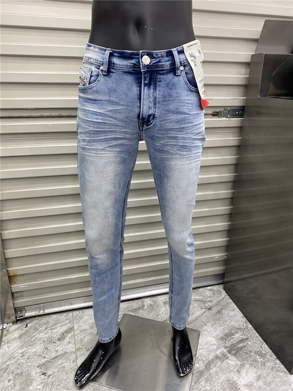 ummer French Solid Classic Style Luxury Slim-leg Jeans Fit Motorcycle Biker Denim Men's Fashion Designer Top Quality Size W29 W40, Blue
ummer French Solid Classic Style Luxury Slim-leg Jeans Fit Motorcycle Biker Denim Men's Fashion Designer Top Quality Size W29 W40, Blue