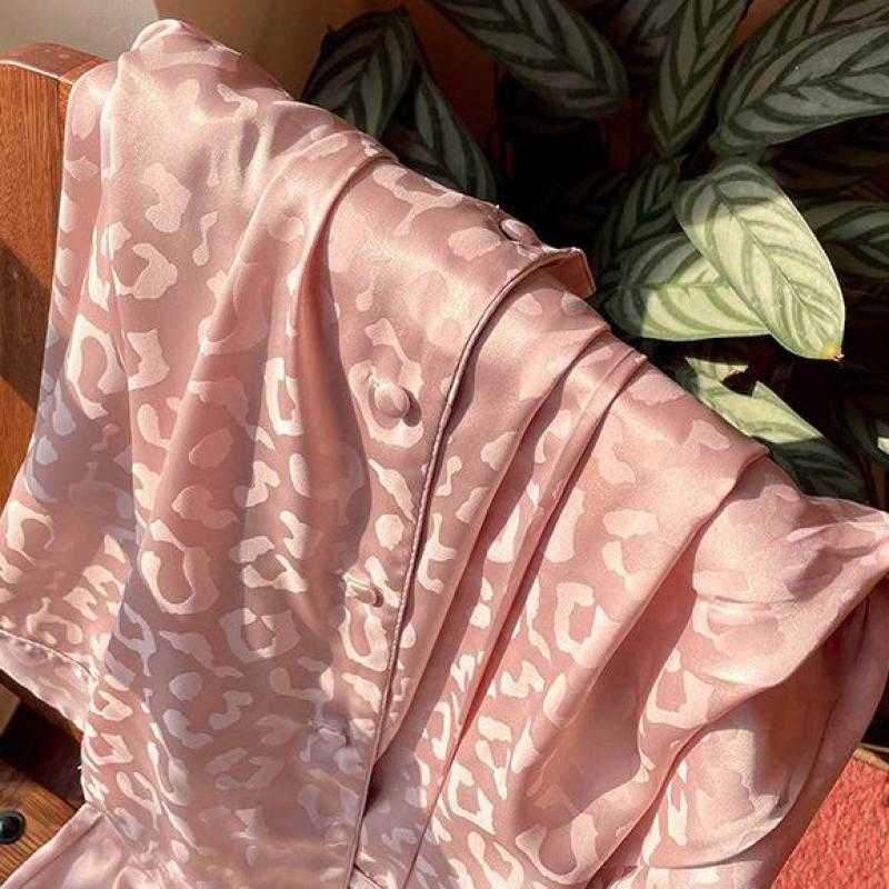 Women Loungewear Satin Leopard Pajamas Set Casual 2PCS Shirt&Pants Sleepwear Loose Nightwear Intimate Lingerie Home Clothes Q0706