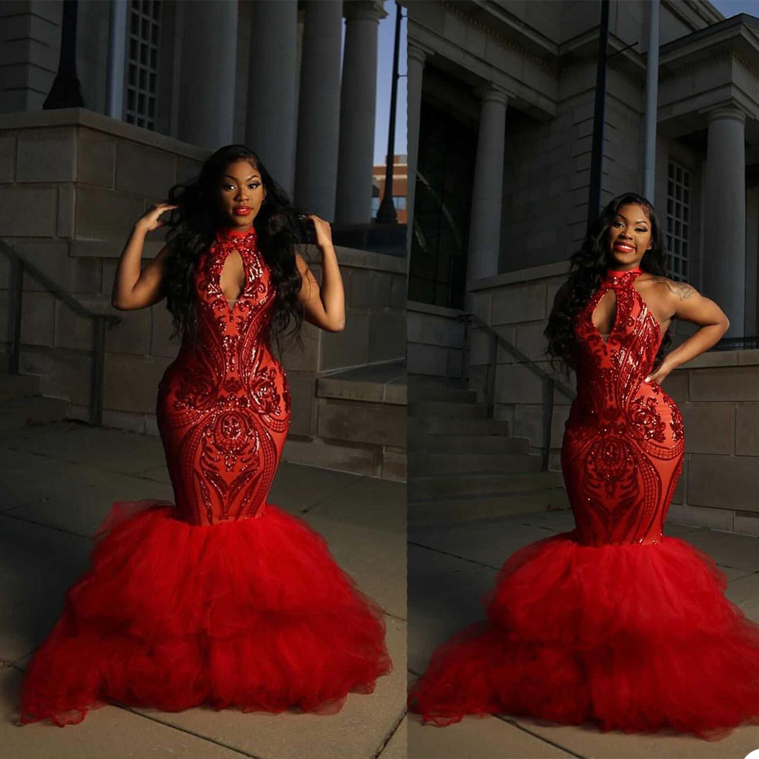 2021 Sexy Ruffles Red Evening Dresses Halter Neck Appliqued Sequin Mermaid Prom Dress Special Ocn Plus Size Party Gowns