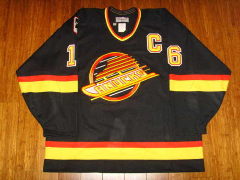 #16 Trevor Linden Vintage Vancouver Canucks CCM Hockey Jersey Embroidery Stitched Customize any number and name Jerseys, White
#16 Trevor Linden Vintage Vancouver Canucks CCM Hockey Jersey Embroidery Stitched Customize any number and name Jerseys, White