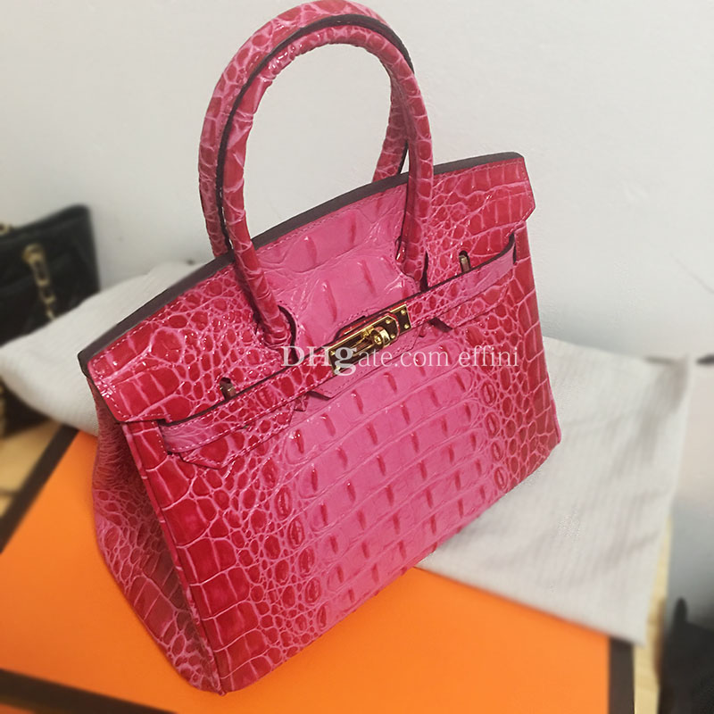 Berkin Handbag Luxury Designer Tote Bags 2022 Women Fashion Handbags Purses Crocodile Embossed Genuine Cowhide Leather Crossbody Shoulder Bag 30/35cm with Lock, Red
Berkin Handbag Luxury Designer Tote Bags 2022 Women Fashion Handbags Purses Crocodile Embossed Genuine Cowhide Leather Crossbody Shoulder Bag 30/35cm with Lock, Red