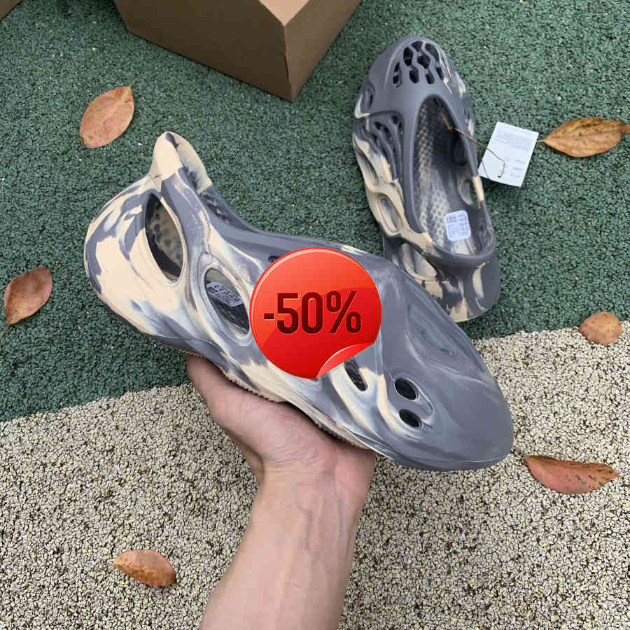 Moon Gray Mxt Kanye Foam Slippers Rubber Mens Womens Sandals Slip-on Slide Camo Men Women West Sandal 36-45 Indoor bb, Color#1
Moon Gray Mxt Kanye Foam Slippers Rubber Mens Womens Sandals Slip-on Slide Camo Men Women West Sandal 36-45 Indoor bb, Color#1