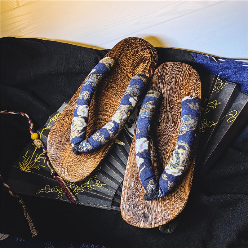Slippers 2021 Men Summer Japanese-style Home Bathroom Flip Flops External Wear Flat Sandals Sandy Beach Shoes, Black
Slippers 2021 Men Summer Japanese-style Home Bathroom Flip Flops External Wear Flat Sandals Sandy Beach Shoes, Black