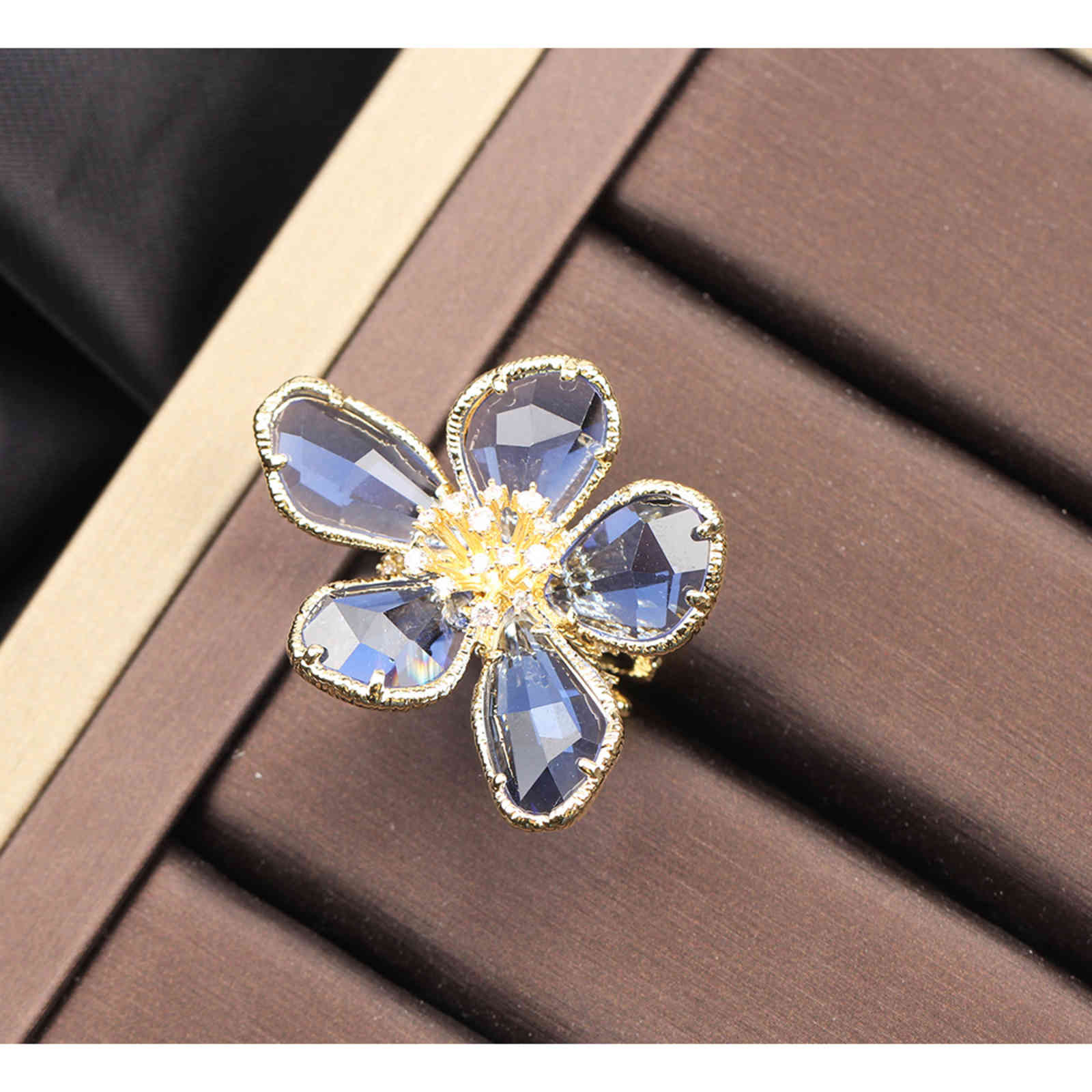 Multicolor Crystal Flower Ring Red Blue Green Exaggerated Women's Open