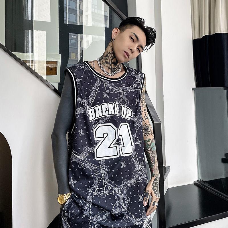 Men's Tracksuits Men Basketball Sport Vest Top And Joggers Shorts Suit Bandana Paisley Sports Outfits Tracksuit Clothing For Two Piece Set, Black
Men's Tracksuits Men Basketball Sport Vest Top And Joggers Shorts Suit Bandana Paisley Sports Outfits Tracksuit Clothing For Two Piece Set, Black