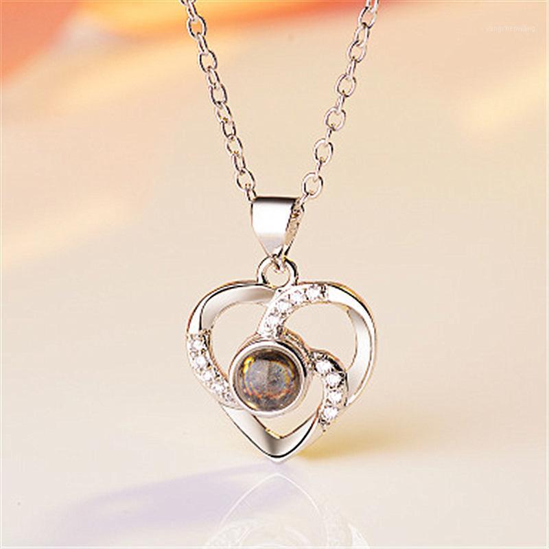 Net Red Same Love Confession Memory Necklace Female Clavicle Chain 100 Languages I You Pendant February 14th Gift Chains
Net Red Same Love Confession Memory Necklace Female Clavicle Chain 100 Languages I You Pendant February 14th Gift Chains