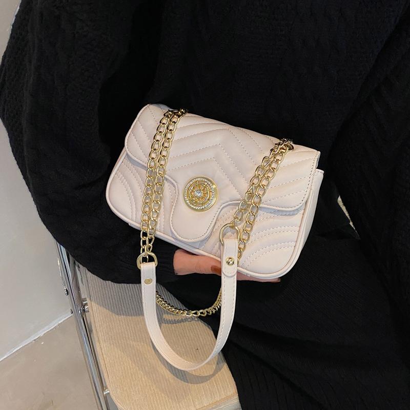 Evening Bags High Quality Autumn 2021 Fashion Ladies Luxury Net Red One-shoulder Embroidery Thread Small Square Bag Chain Messenger, Black
Evening Bags High Quality Autumn 2021 Fashion Ladies Luxury Net Red One-shoulder Embroidery Thread Small Square Bag Chain Messenger, Black
