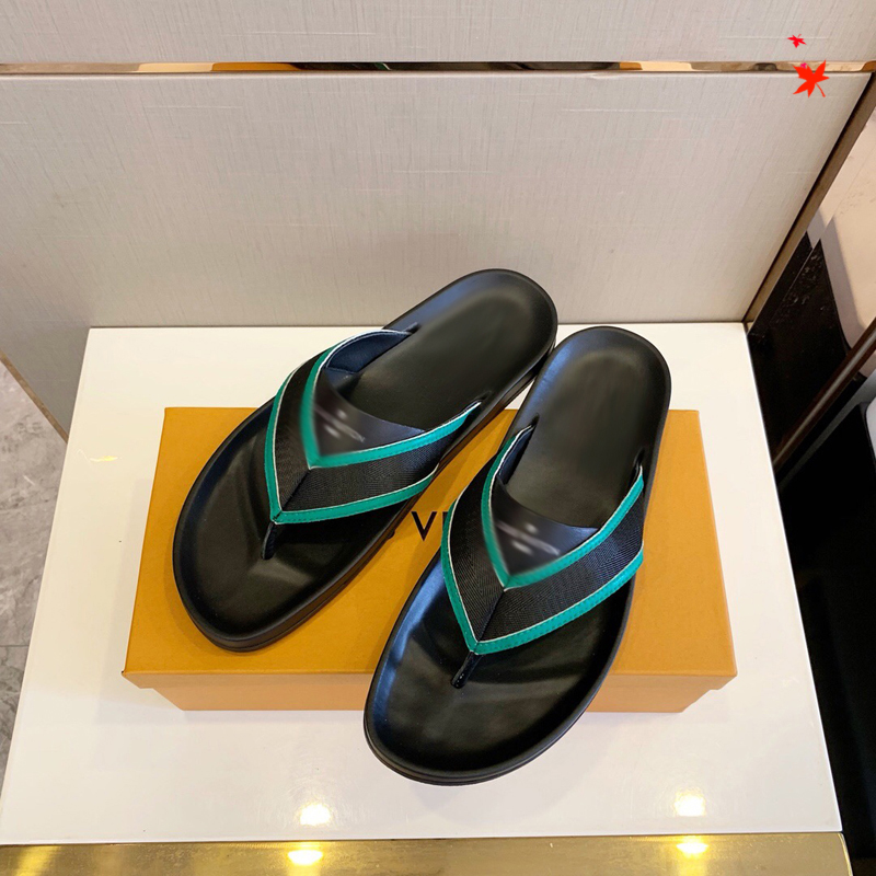 2021 Slipper Designer Slide Summer sandals Fashion Men Beach Indoor Flat Flip Flops Leather luxurys Shoes mens Slippers with box Size 39-45 -H115, Black
2021 Slipper Designer Slide Summer sandals Fashion Men Beach Indoor Flat Flip Flops Leather luxurys Shoes mens Slippers with box Size 39-45 -H115, Black