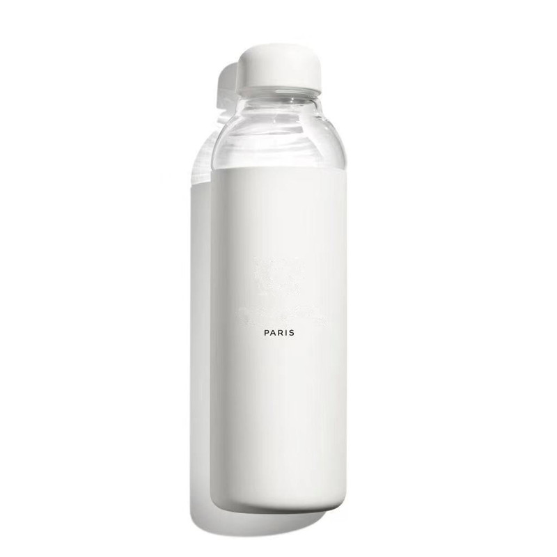 classical design Water Bottles unisex grass flask Must-have for spring/summer travel Light Luxury Gift Box
classical design Water Bottles unisex grass flask Must-have for spring/summer travel Light Luxury Gift Box