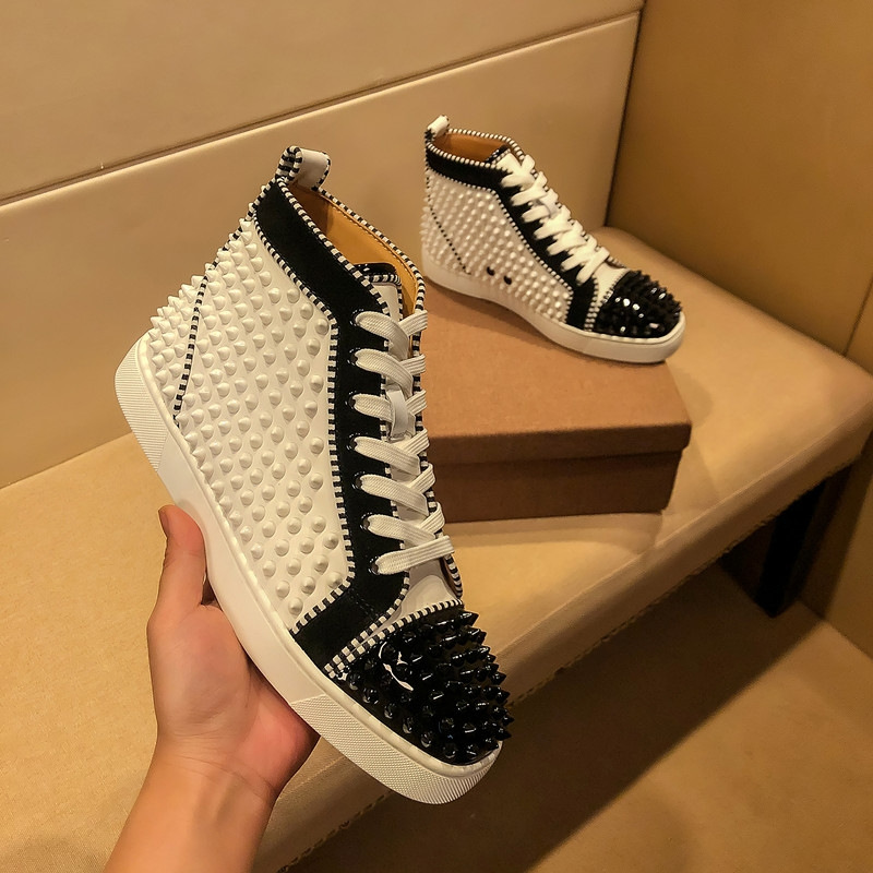 Top quality designer Shoes spiked Red Bottom Shoe Name Brand Men,Women Loubi Shark Sneakers Flats Leather Spikes Strass Style Walking, Army green
Top quality designer Shoes spiked Red Bottom Shoe Name Brand Men,Women Loubi Shark Sneakers Flats Leather Spikes Strass Style Walking, Army green